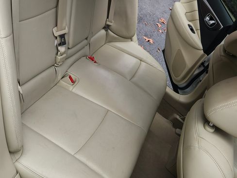 Used 2015 INFINITI Q50 Premium w/ Deluxe Touring Package image 11