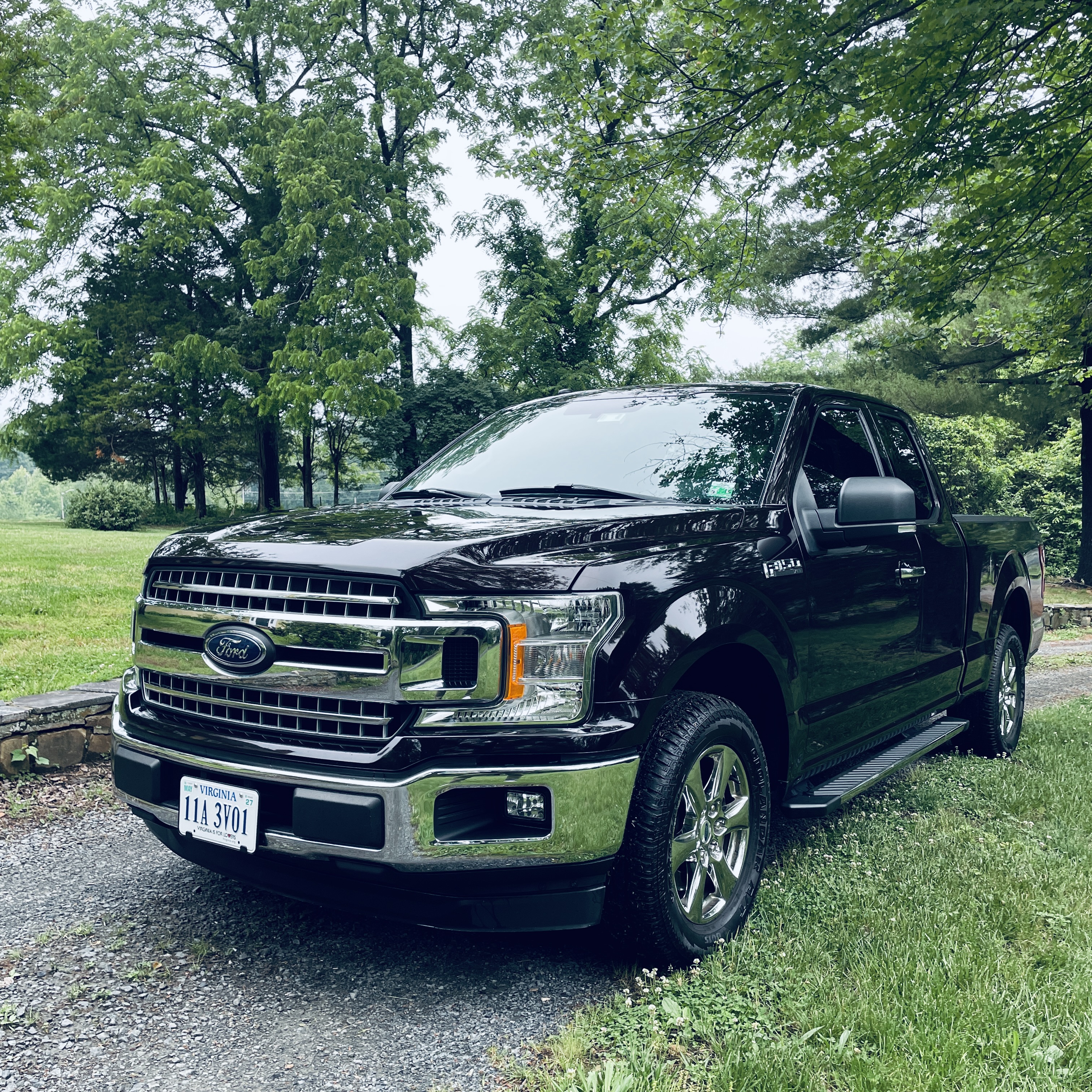 Used 2018 Ford F150 XLT w/ Equipment Group 302A Luxury RWD image 2