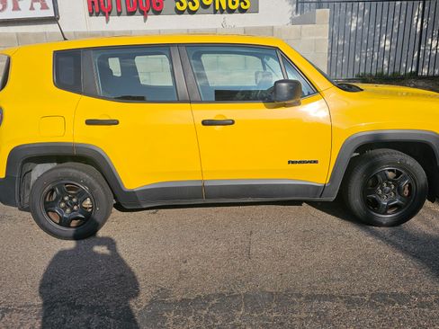 Used 2015 Jeep Renegade Sport w/ Power & Air Group image 6