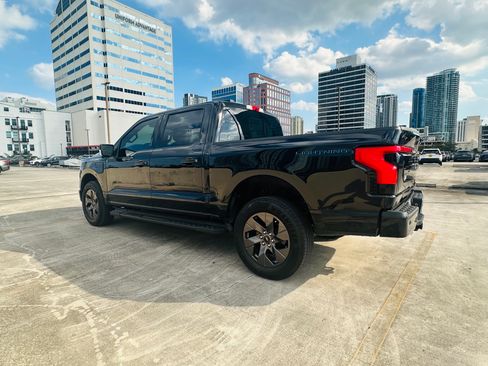 Used 2024 Ford F150 Lightning Lariat image 20