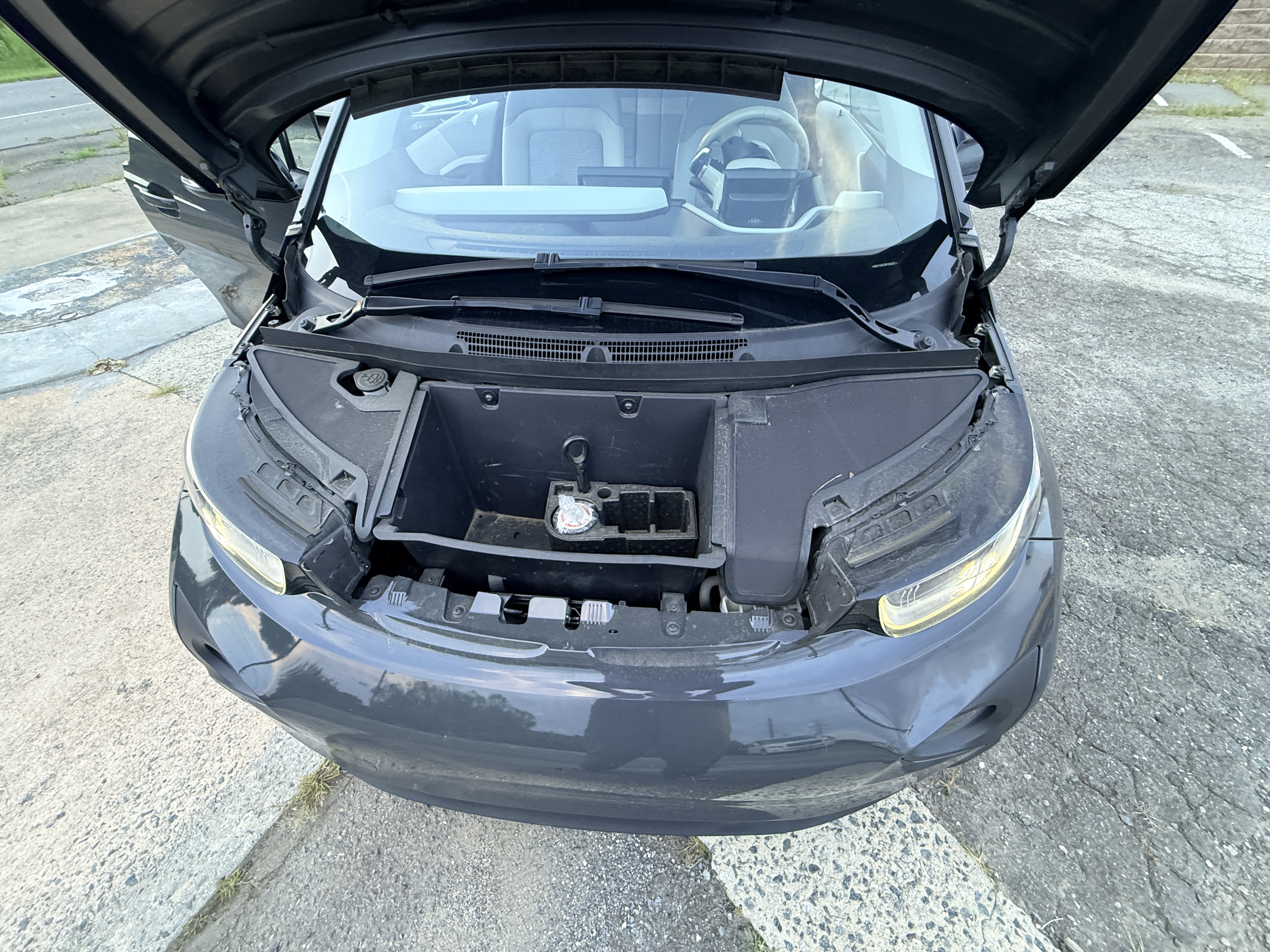 Used 2015 BMW i3 w/ Range Extender RWD image 9
