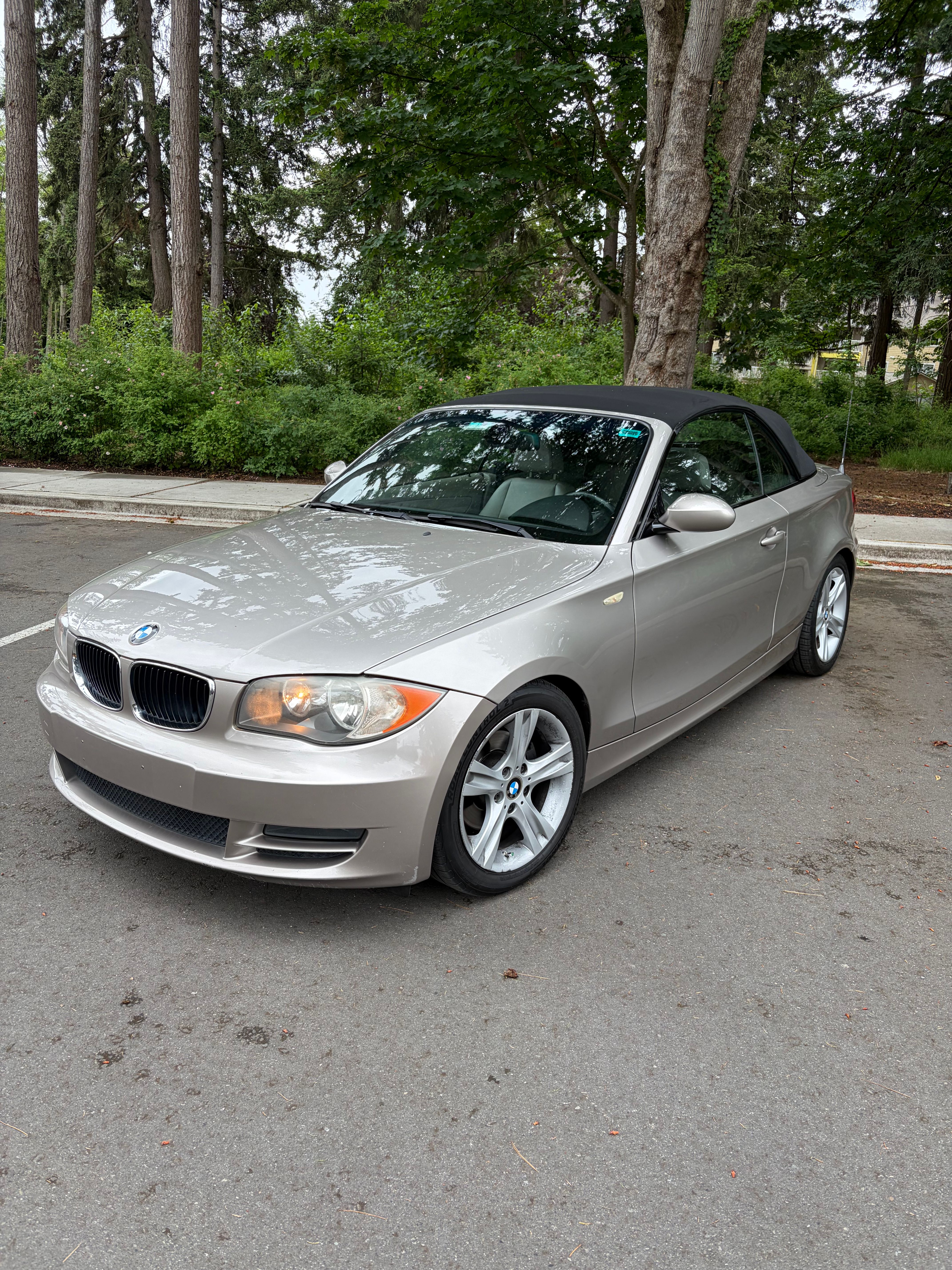 Used 2008 BMW 128i Convertible RWD image 12