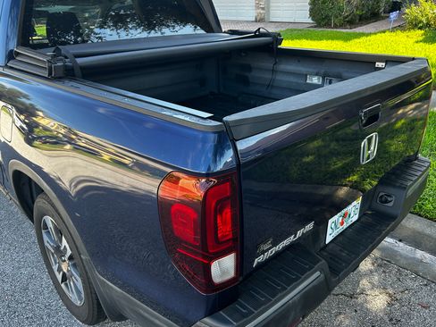 Used 2018 Honda Ridgeline RTL-T image 23