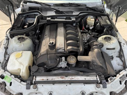 Used 2000 BMW M Roadster RWD image 21