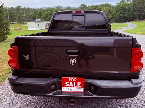 Used 2006 Dodge Dakota SLT w/ Night Runner Group AWD/4WD image 25