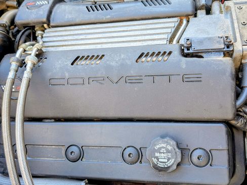 Used 1996 Chevrolet Corvette Coupe 2D image 7