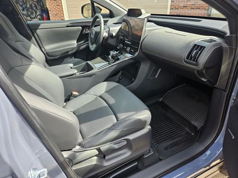 Used 2023 Subaru Solterra Touring Sport Utility 4D image 9