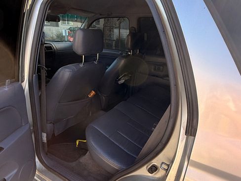 Used 2000 Toyota 4Runner 2WD image 15