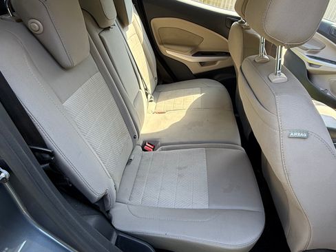 Used 2019 Ford EcoSport S FWD image 4