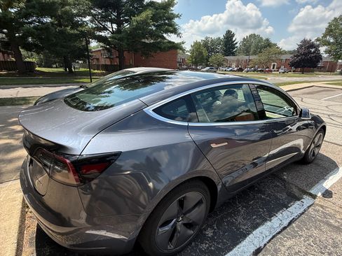 Used 2020 Tesla Model 3 AWD/4WD image 10