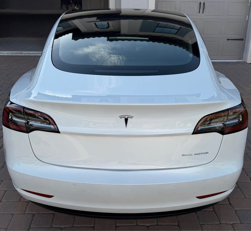 Used 2022 Tesla Model 3 Long Range AWD/4WD image 5