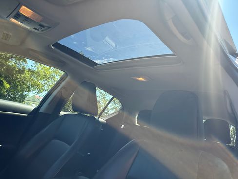 Used 2013 Lexus CT 200h FWD image 13