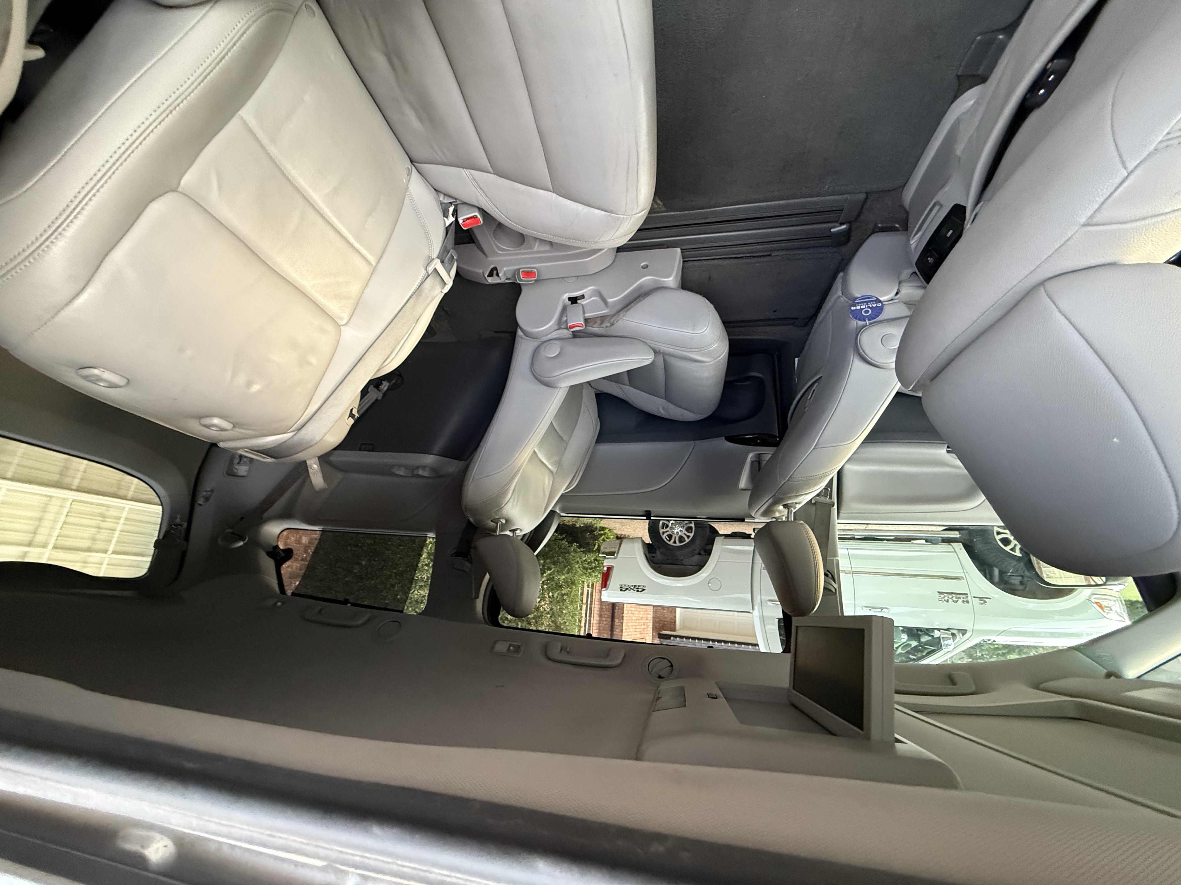 Used 2017 Toyota Sienna XLE Premium FWD image 14