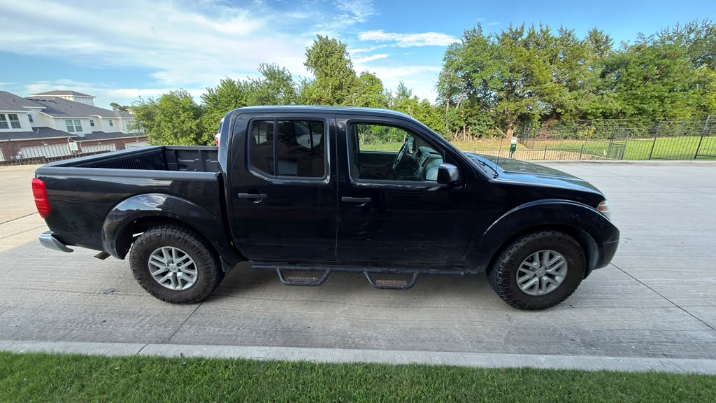 Used 2019 Nissan Frontier SV RWD image 4