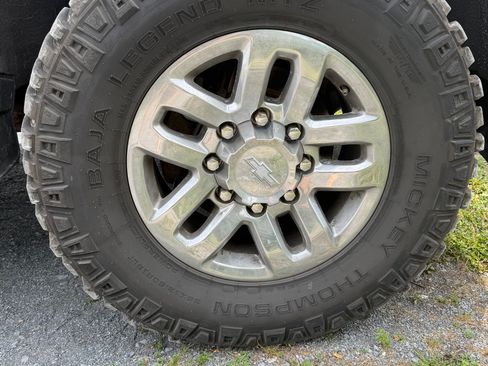 Used 2017 Chevrolet Silverado 2500 LT w/ LT Convenience Package AWD/4WD image 15