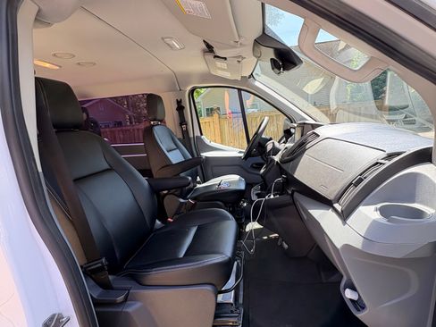 Used 2019 Ford Transit 350 XLT RWD image 20