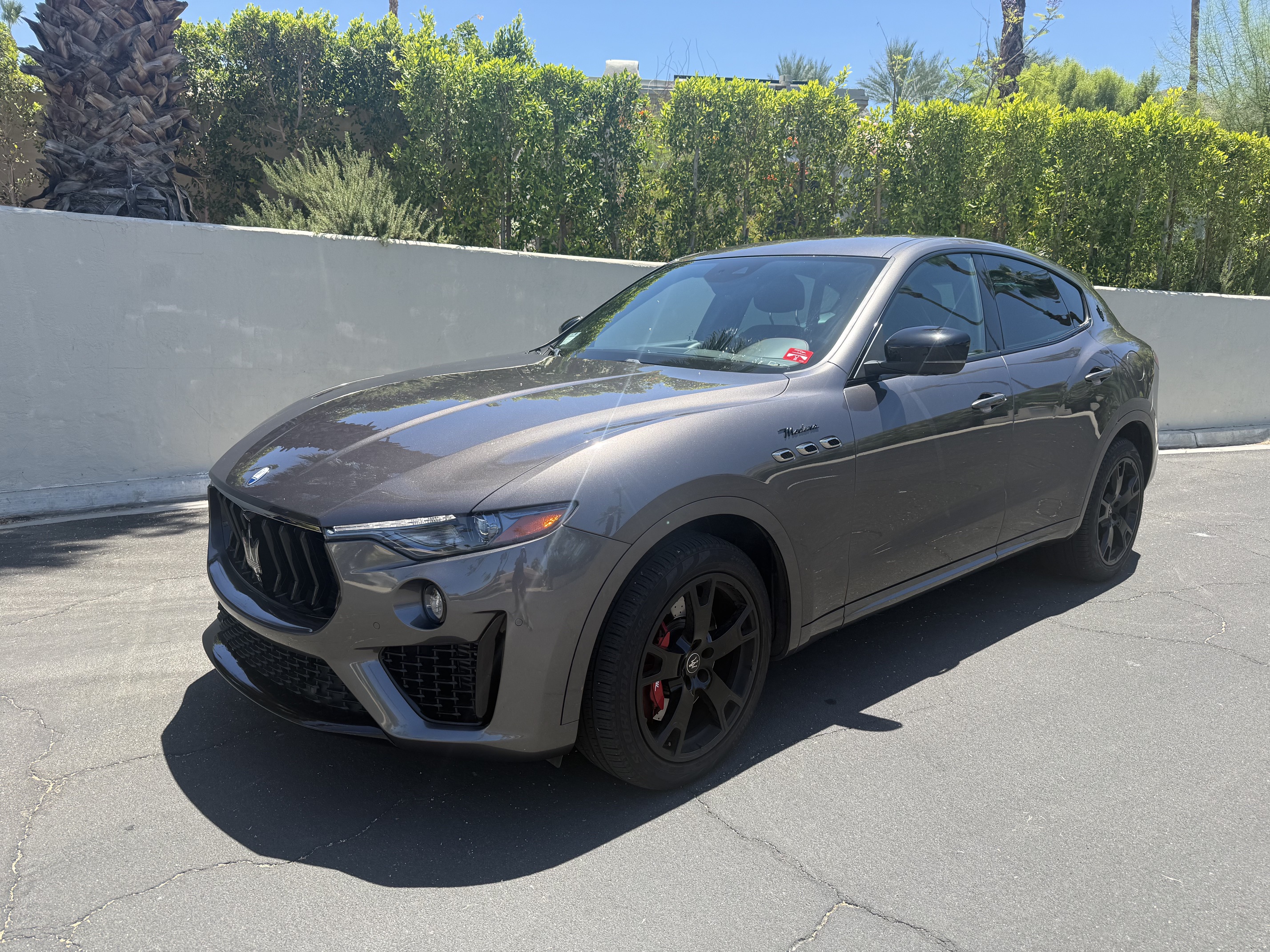 Used 2022 Maserati Levante Modena AWD/4WD image 2