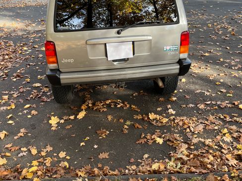 Used 2001 Jeep Cherokee Sport image 6