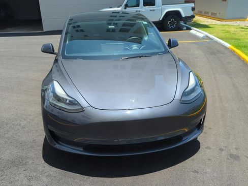 Used 2023 Tesla Model 3 Performance image 4