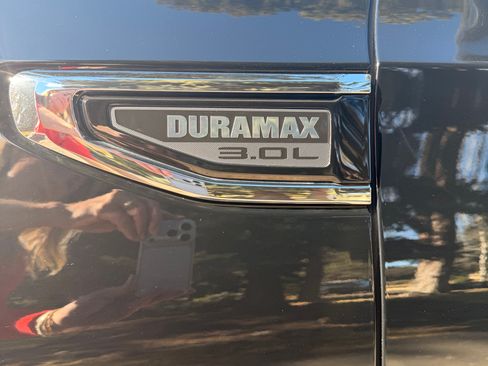 Used 2021 GMC Yukon SLT image 6