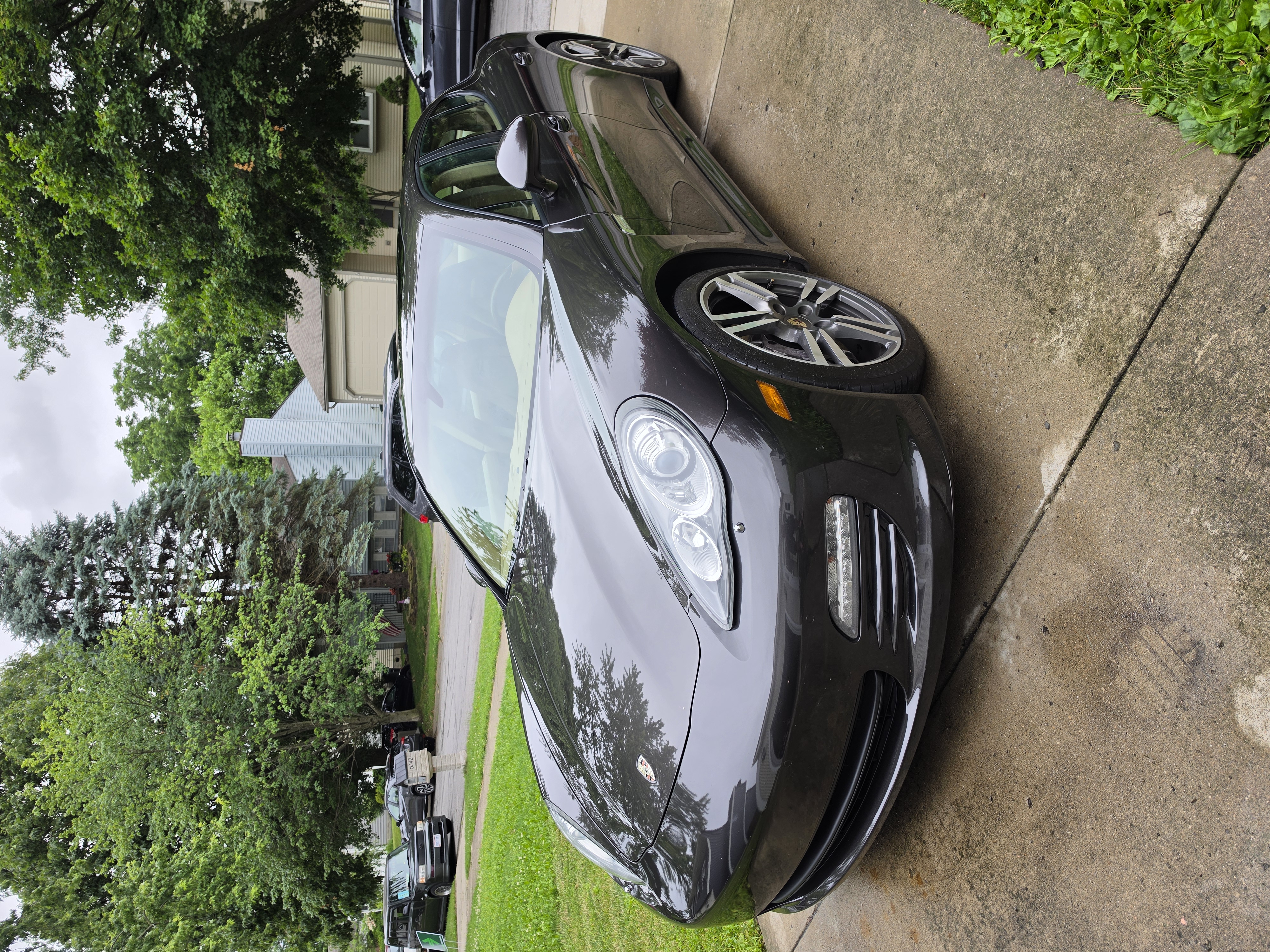 Used 2012 Porsche Panamera 4 image 4