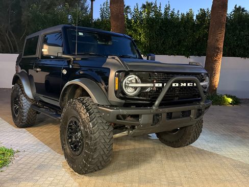 Used 2023 Ford Bronco Wildtrak AWD/4WD image 8