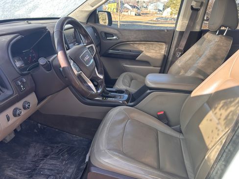 Used 2016 GMC Canyon SLT w/ Driver Alert Package image 6