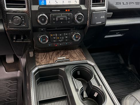 Used 2018 Ford F250 Lariat w/ Lariat Ultimate Package image 15