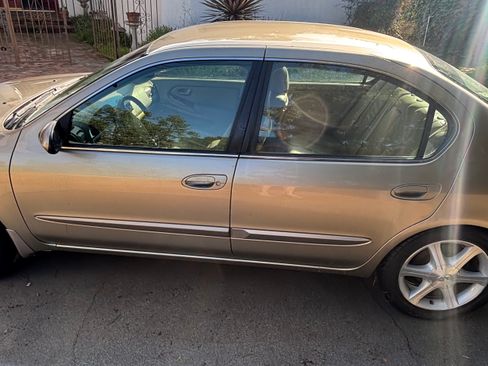 Used 2002 INFINITI I35 image 4