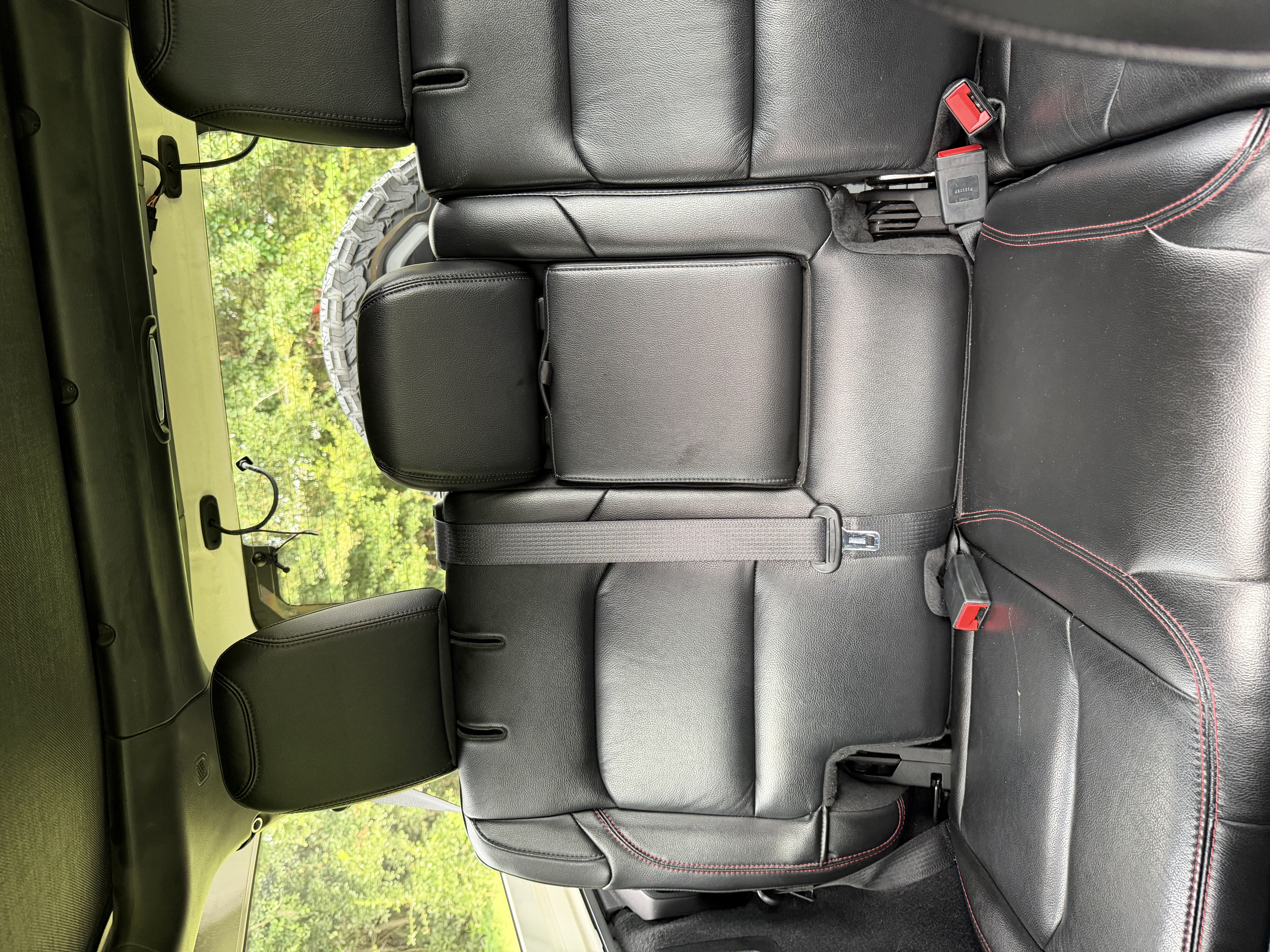 Used 2020 Jeep Wrangler Unlimited Rubicon AWD/4WD image 12