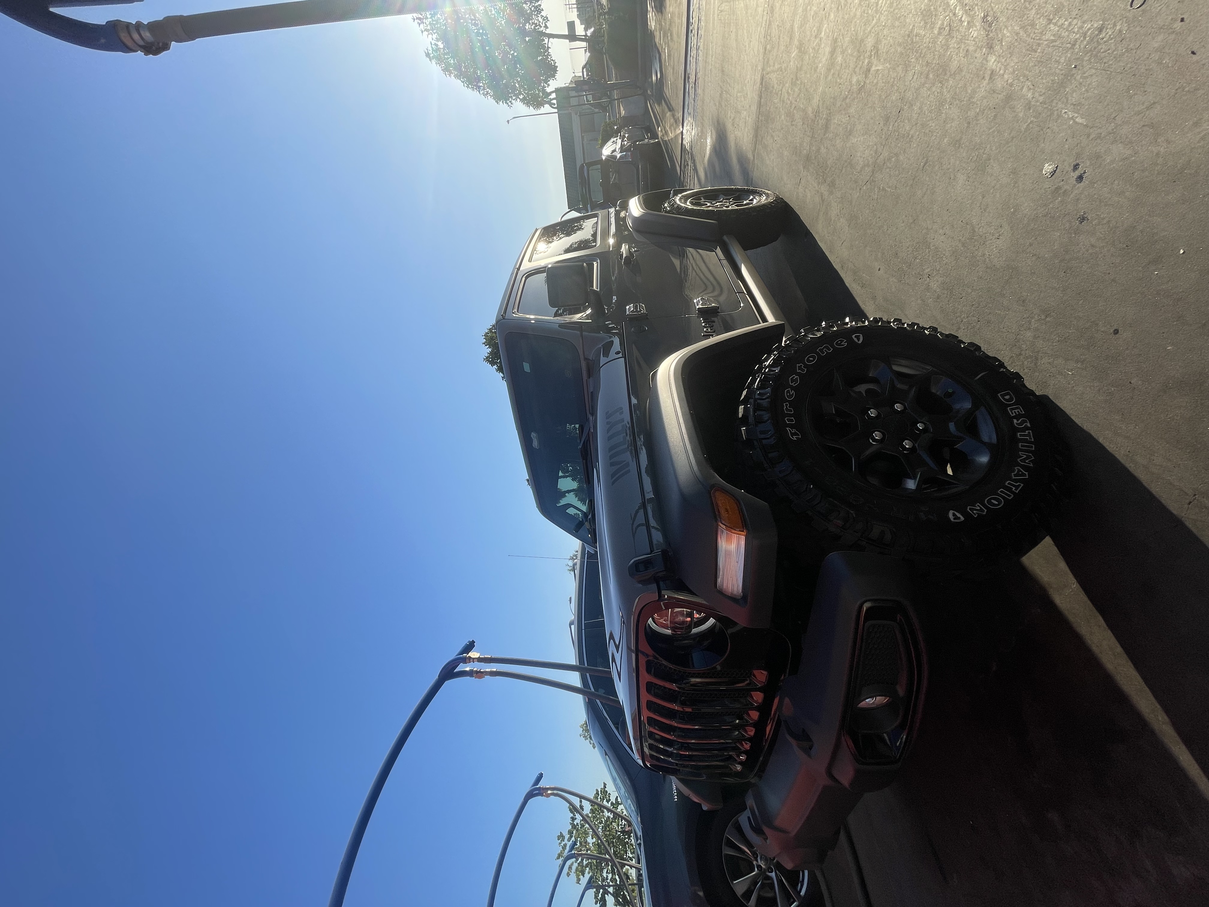 Used 2023 Jeep Wrangler Sport AWD/4WD image 11