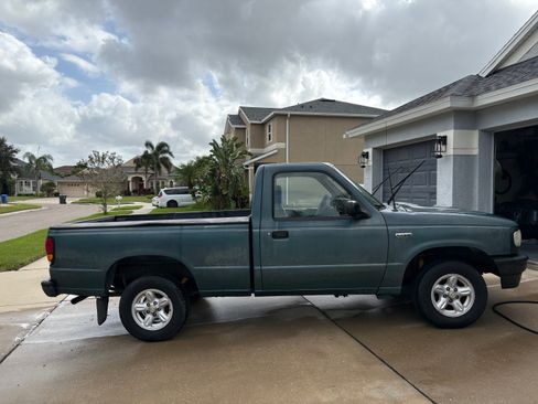 Used 1994 MAZDA B-Series Pickup 2WD Regular Cab B2300 image 2