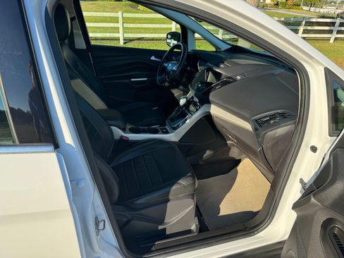 Used 2014 Ford C-MAX Energi SEL image 13