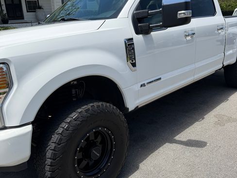 Used 2022 Ford F250 Platinum AWD/4WD image 28