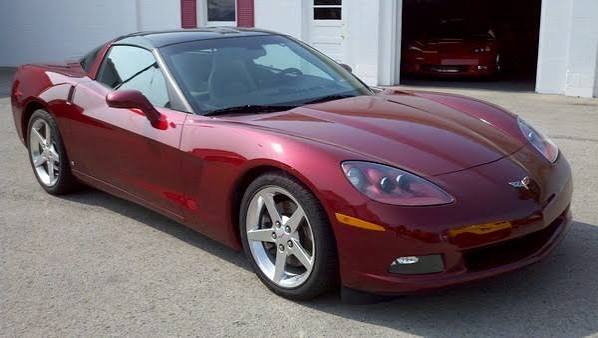 Used 2006 Chevrolet Corvette Coupe w/ Preferred Equipment Group RWD image 1