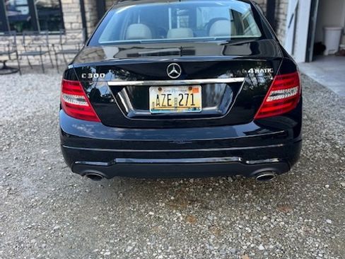 Used 2012 Mercedes-Benz C 300 4MATIC Sedan image 2