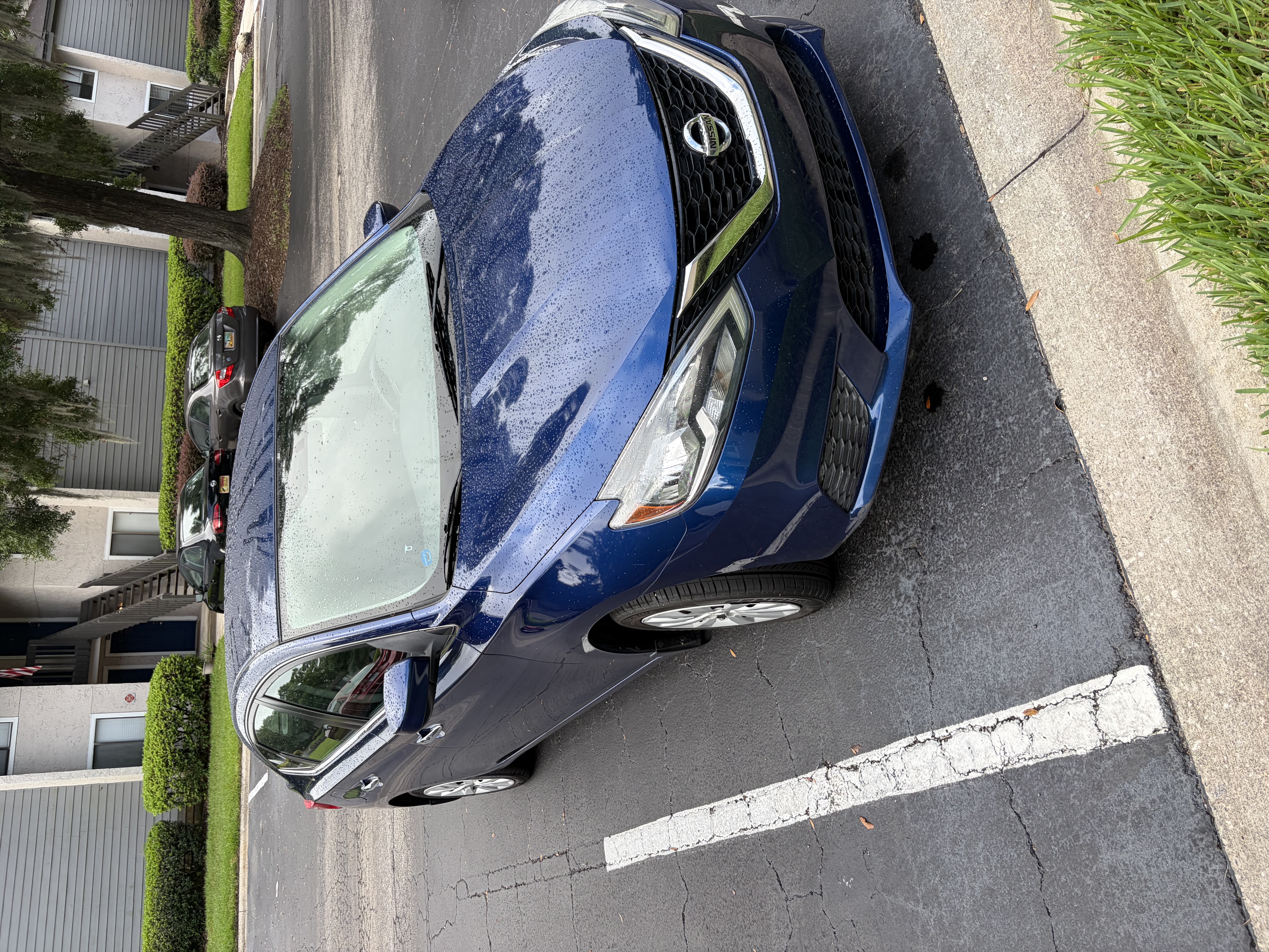 Used 2017 Nissan Sentra S FWD image 1