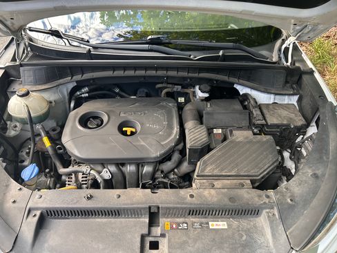 Used 2019 Hyundai Tucson Value FWD image 14