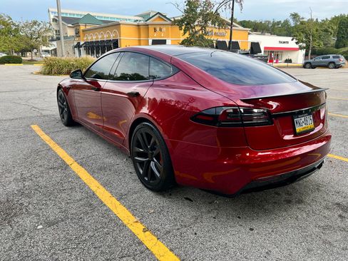 Used 2024 Tesla Model S Plaid image 8