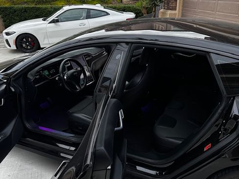 Used 2017 Tesla Model S 75 image 14