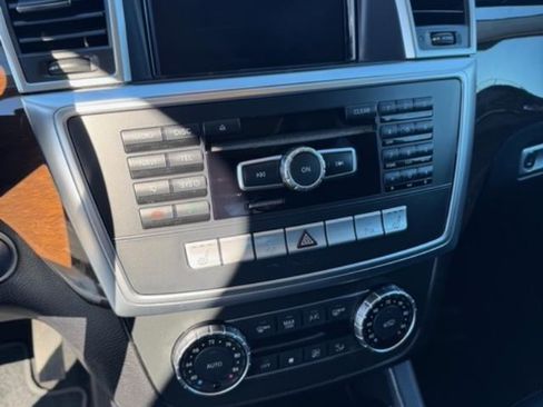 Used 2015 Mercedes-Benz ML 350 2WD image 14
