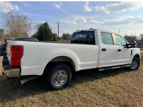 Used 2020 Ford F250 XL w/ Power Equipment Group RWD image 14