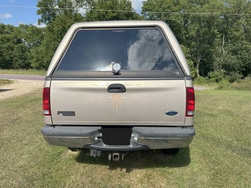 Used 1999 Ford F250 4x4 SuperCab Super Duty image 9
