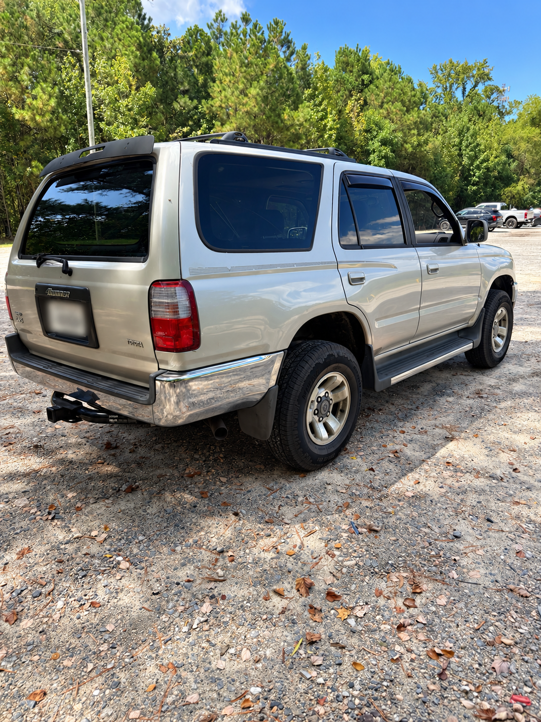 Used 1996 Toyota 4Runner SR5 w/ Leather Trim Pkg RWD image 6