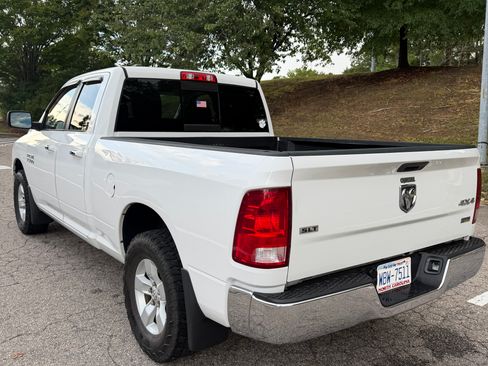 Used 2016 RAM 1500 Classic SLT AWD/4WD image 11