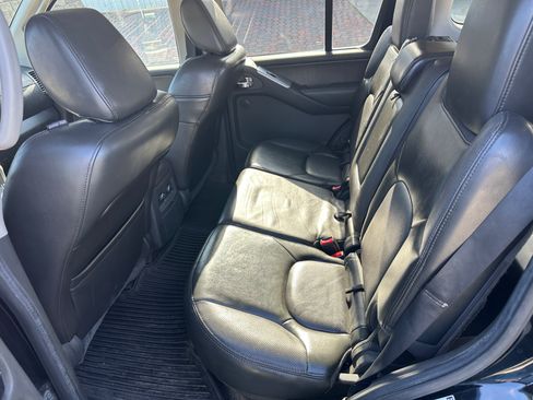 Used 2012 Nissan Pathfinder Silver image 5