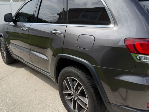 Used 2020 Jeep Grand Cherokee Limited w/ Luxury Group II RWD image 4