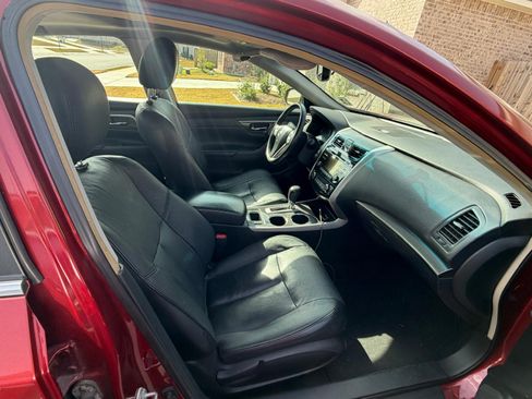 Used 2013 Nissan Altima 2.5 SL w/ 2.5 Moonroof Pkg image 4