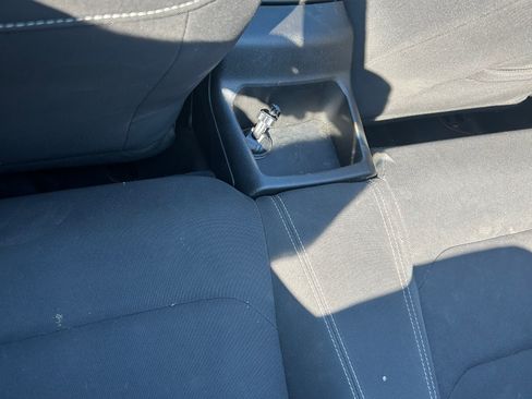 Used 2018 Chevrolet Camaro LT RWD image 13
