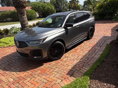 Used 2025 Acura MDX A-Spec AWD/4WD image 2